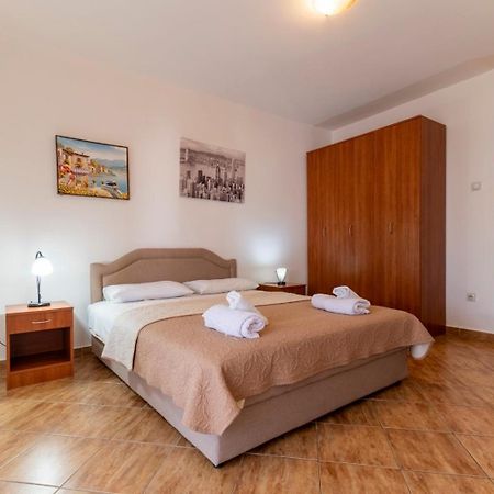 Villa Savovic Petrovac 外观 照片