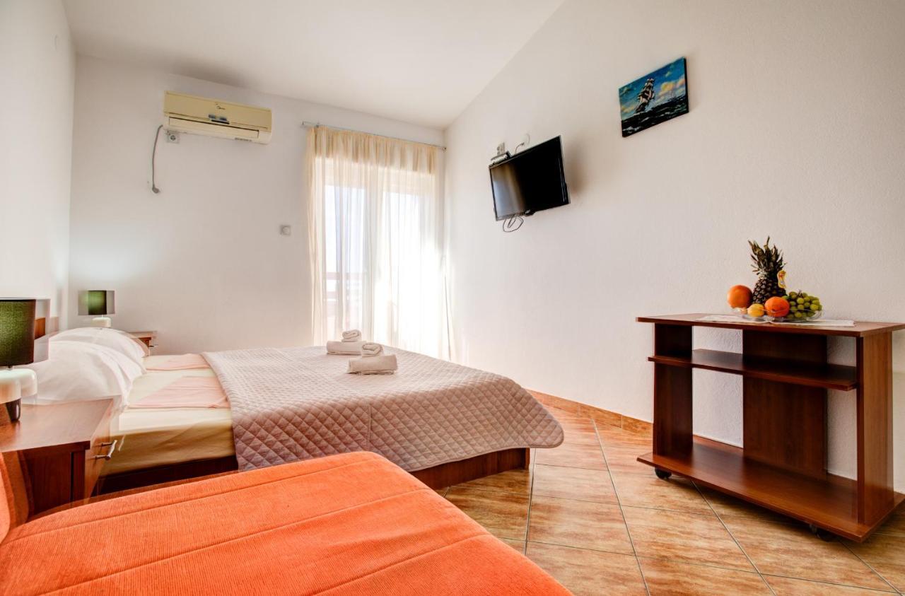 Villa Savovic Petrovac 外观 照片