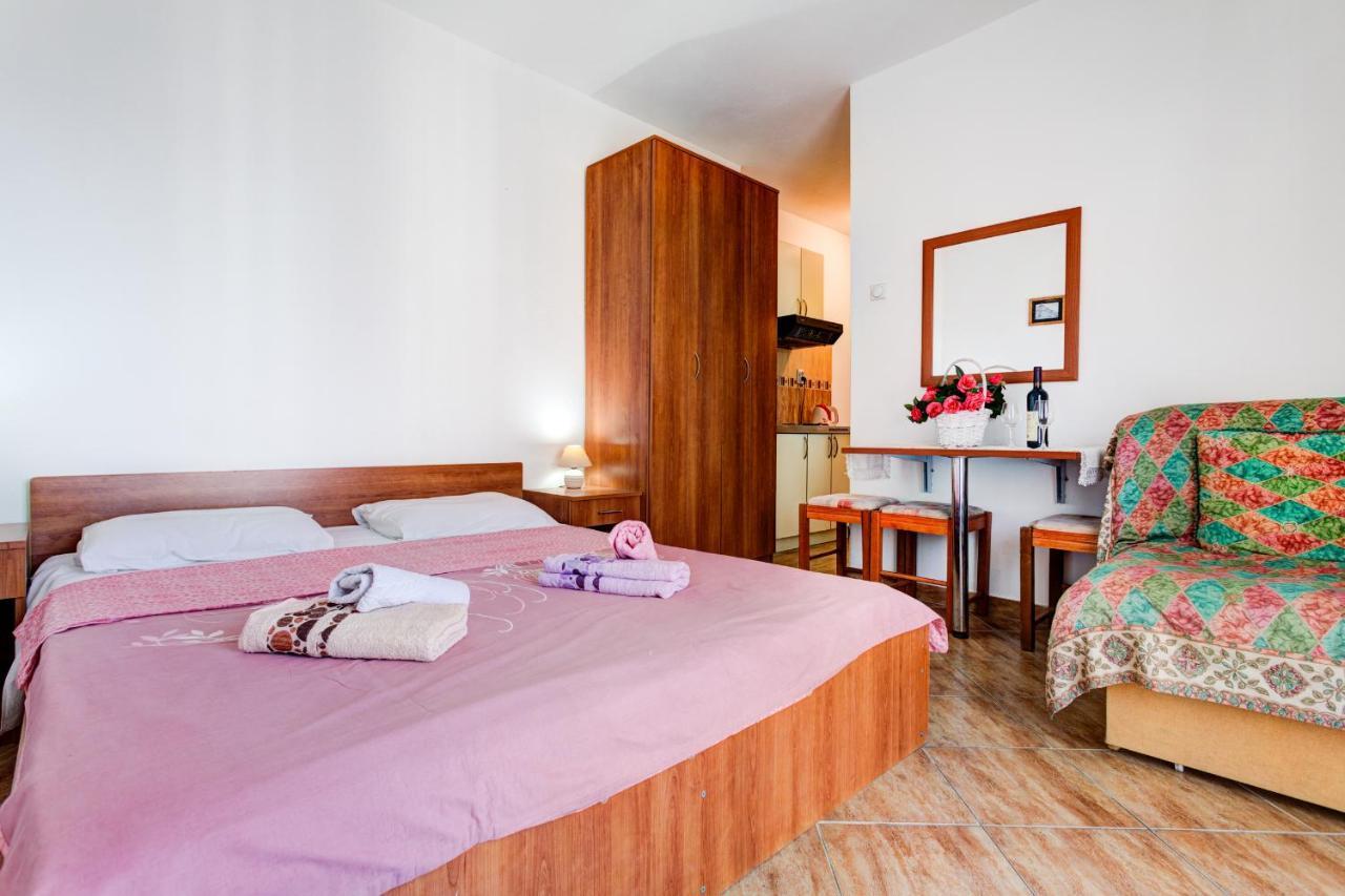 Villa Savovic Petrovac 外观 照片