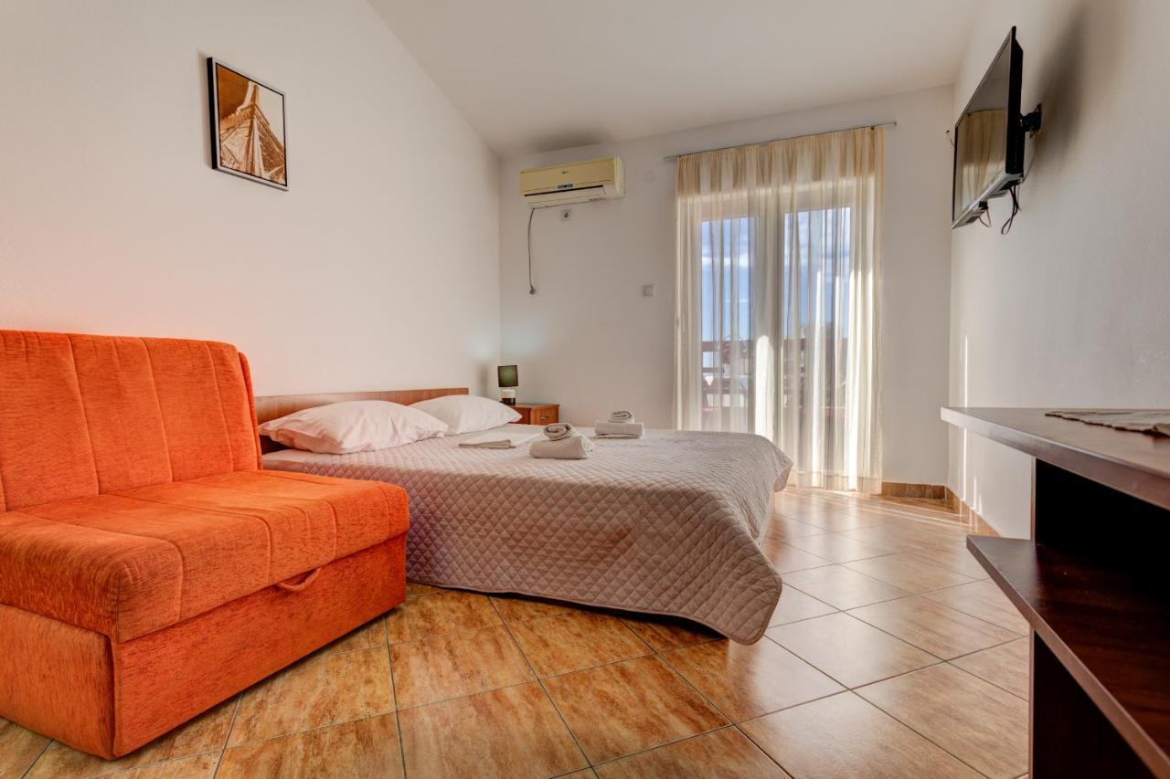 Villa Savovic Petrovac 外观 照片