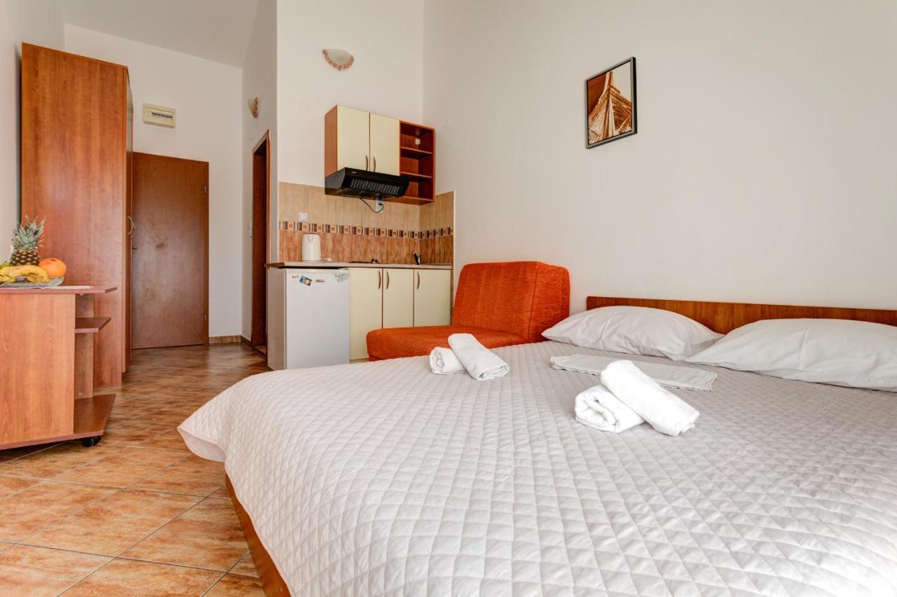 Villa Savovic Petrovac 外观 照片