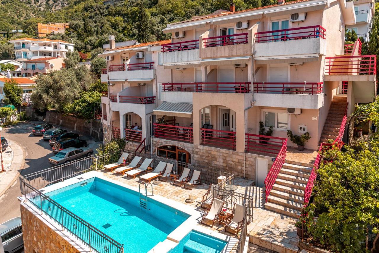Villa Savovic Petrovac 外观 照片