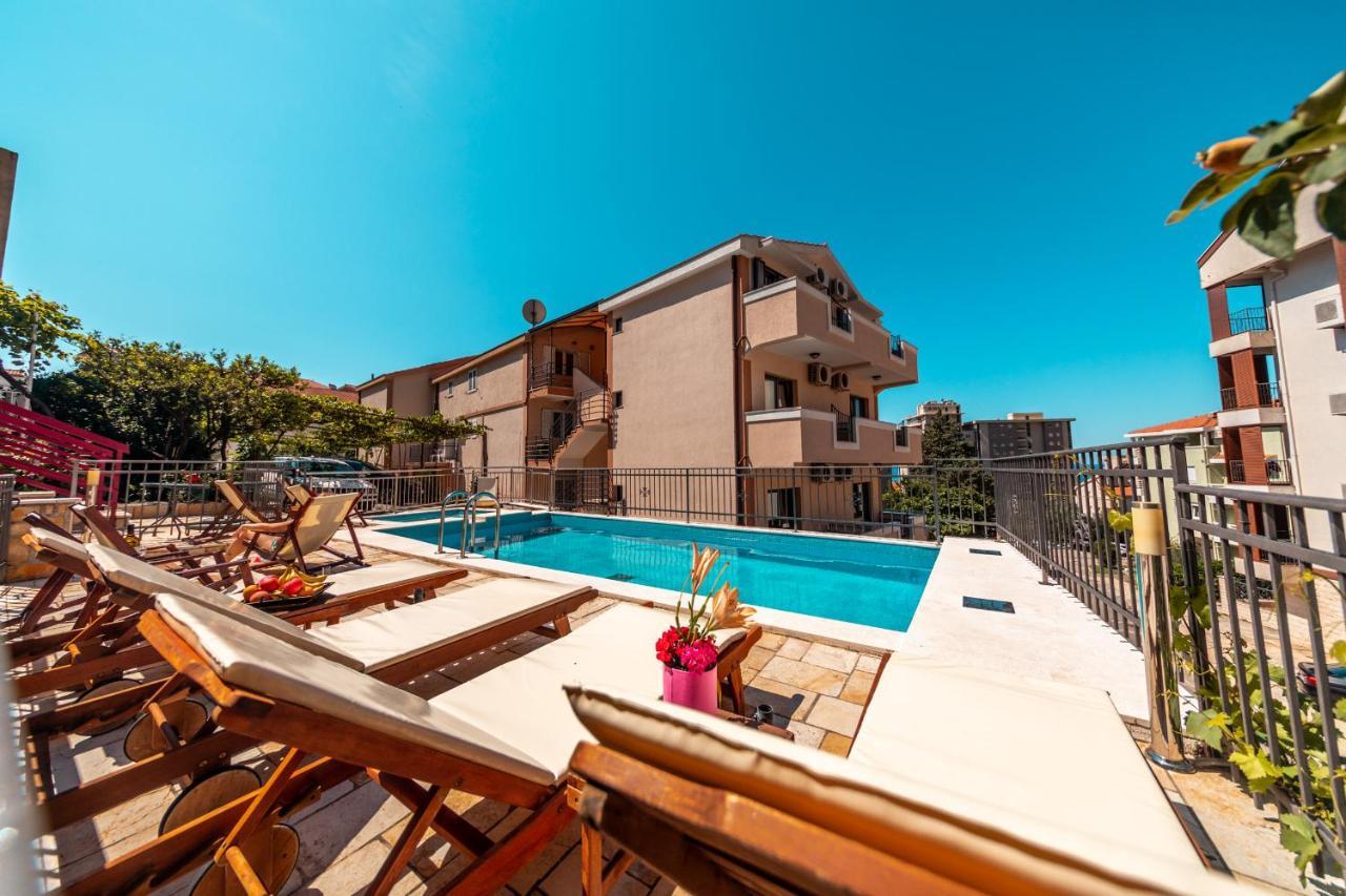 Villa Savovic Petrovac 外观 照片