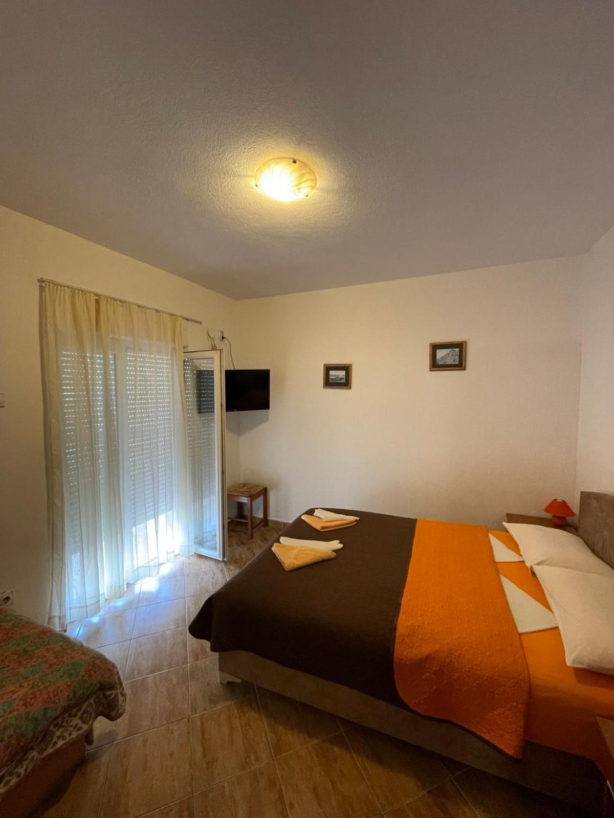 Villa Savovic Petrovac 外观 照片