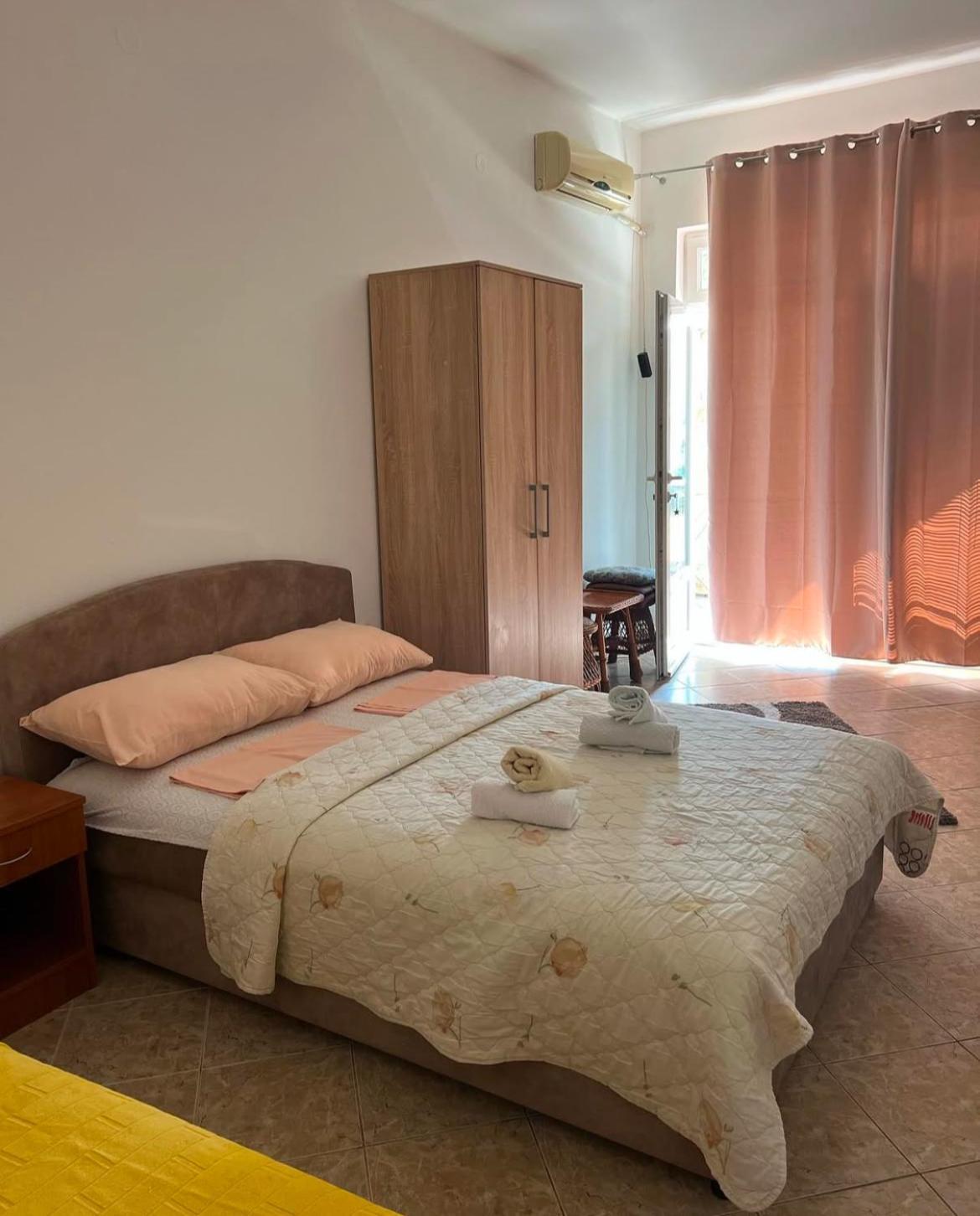 Villa Savovic Petrovac 外观 照片